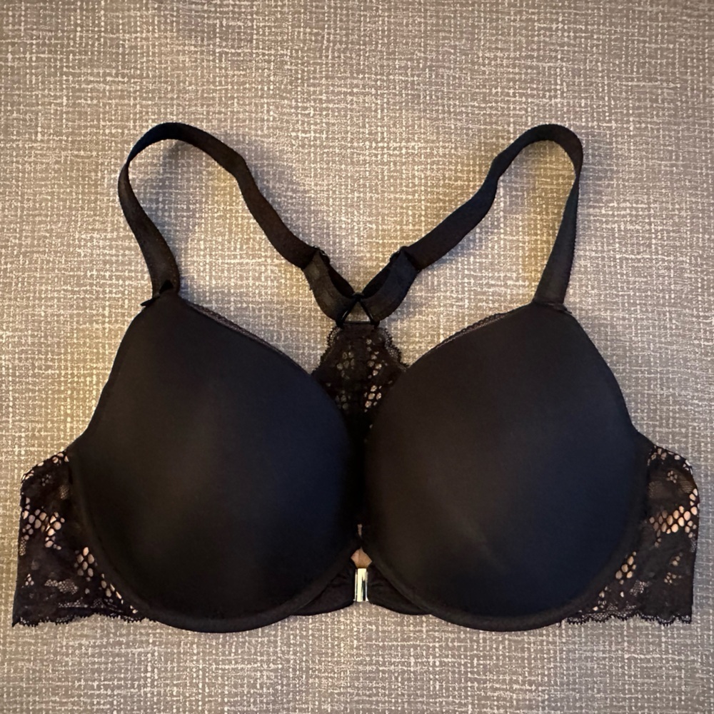 Adore Me Black Padded Black Lace Bra size 40D front closure